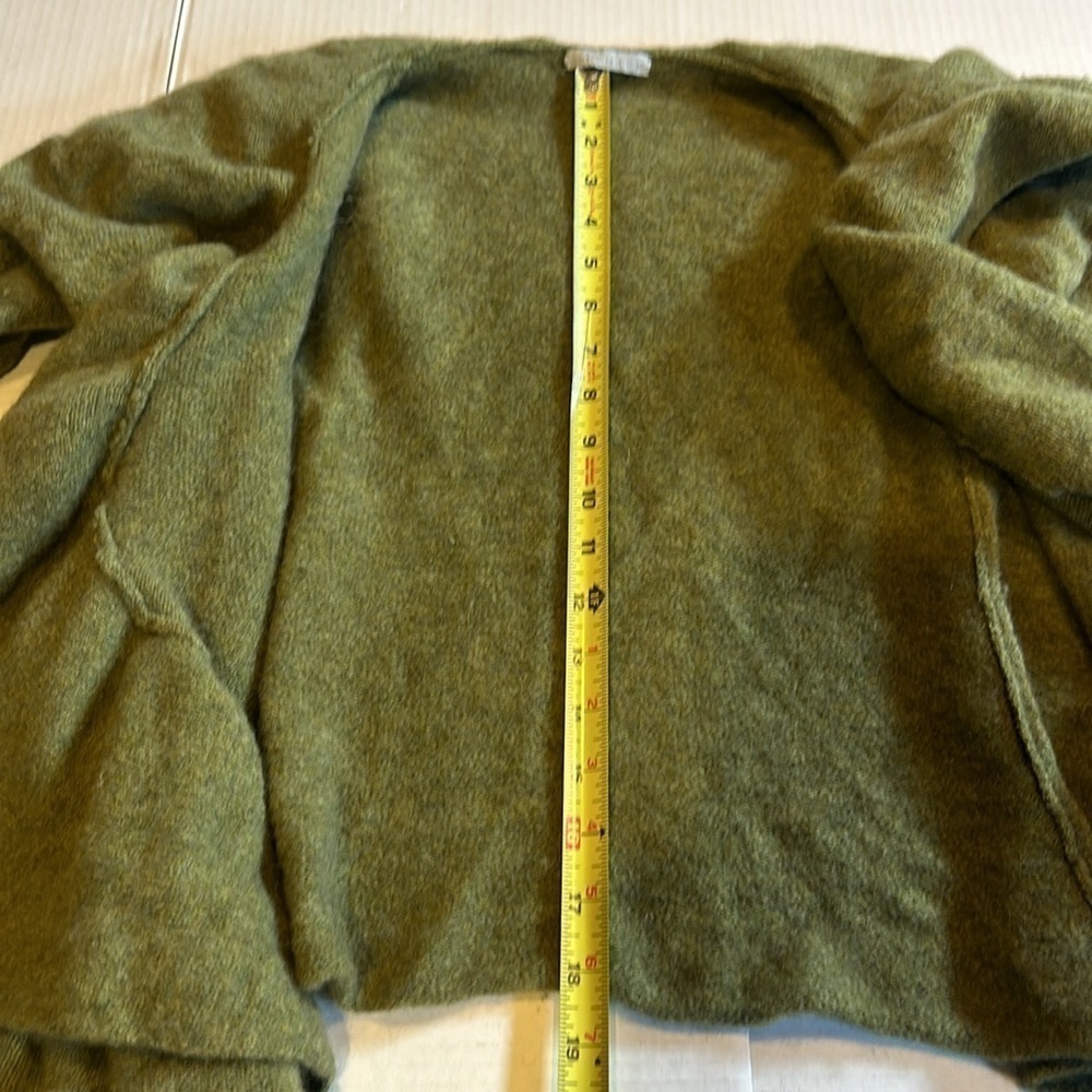 Camari cashmere sweater heathered olive drab green cascading open front low back - Picture 6 of 10